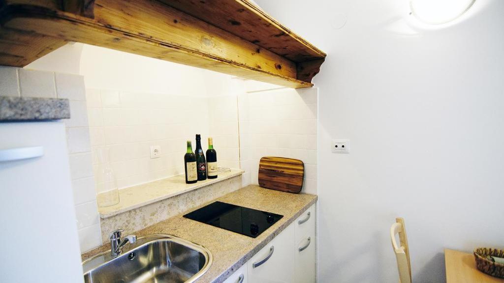 Apartments Calma Cres Bagian luar foto